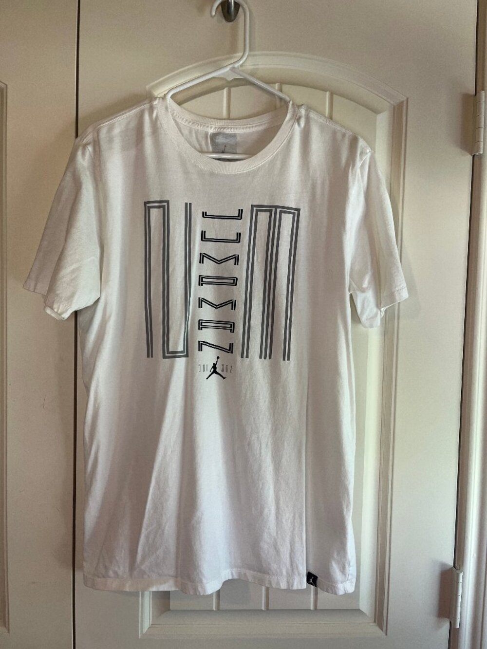Jordan Jumpman Stacked Logo T-Shirt Men's Large White Checkered Stripe